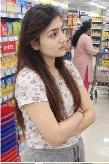 Dipali, call girl in MG Road