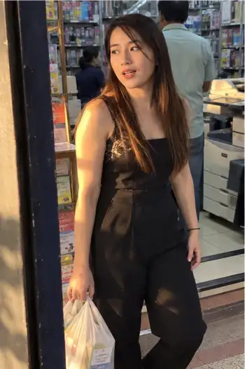 Juicy, escort in Bangalore
